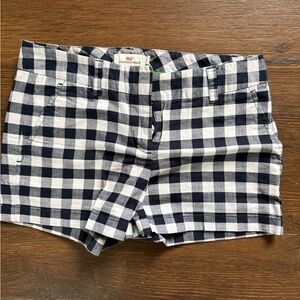 Vineyard Vines Navy and White Checkered Shorts